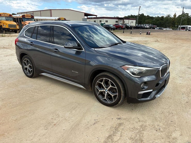 2016-bmw-x1-image-4