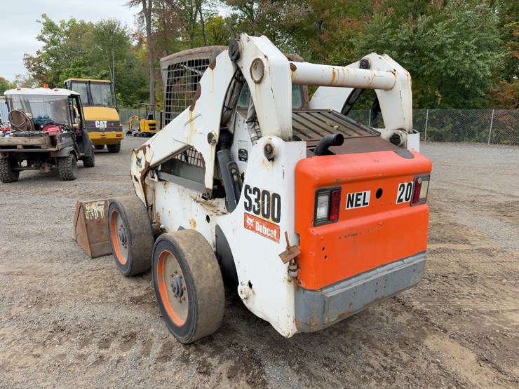 2006-bobcat-s300-image-3