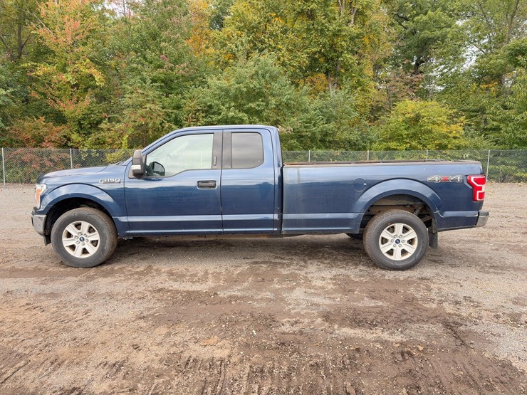 2019-ford-f150-xlt-image-2