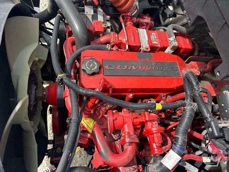 2020-international-mv607-image-8