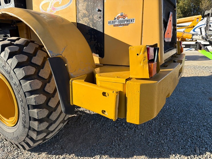 caterpillar-938g-image-26