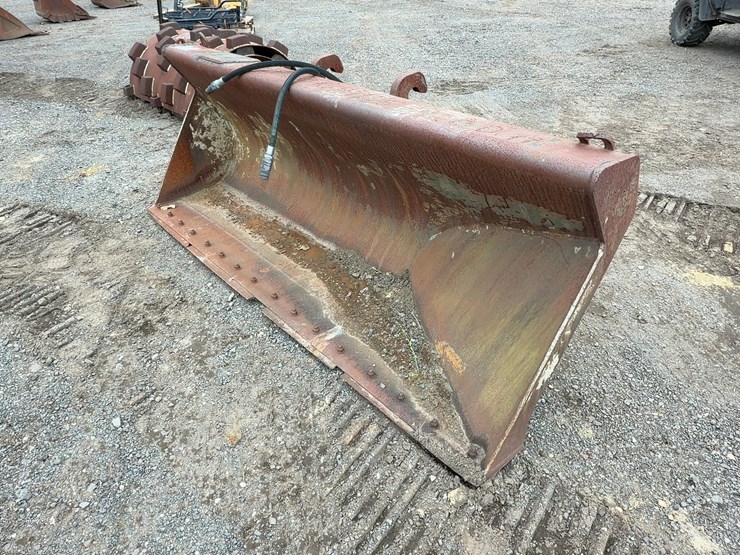 caterpillar-420d-it-image-1