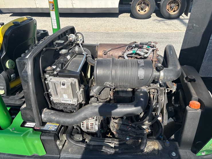 john-deere-8000a-image-11