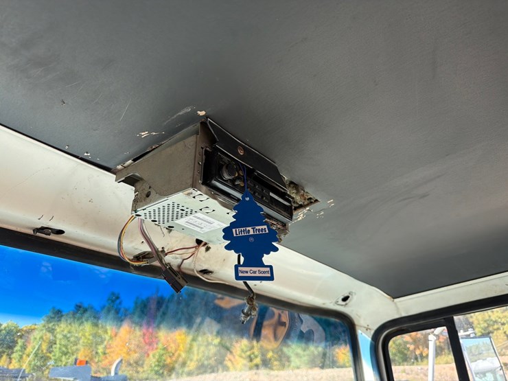 ford-l9000-image-107