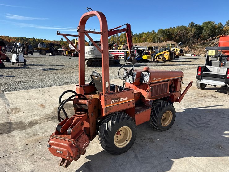 ditch-witch-350sx-image-5
