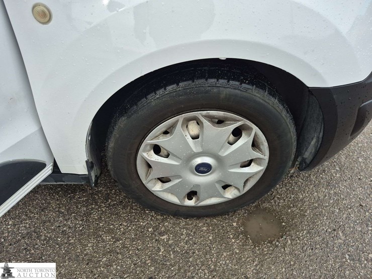 2014-ford-transit-connect-image-27