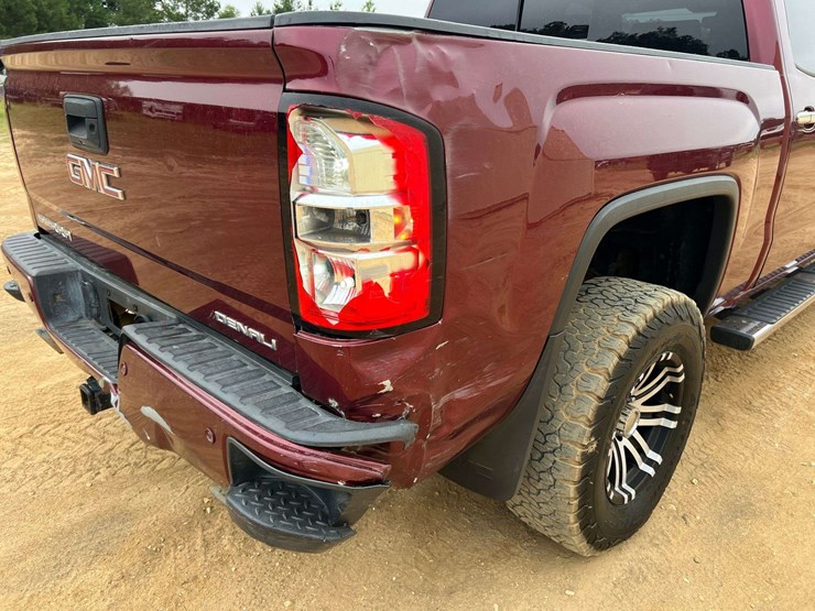 2014-gmc-sierra-1500-denali-image-46
