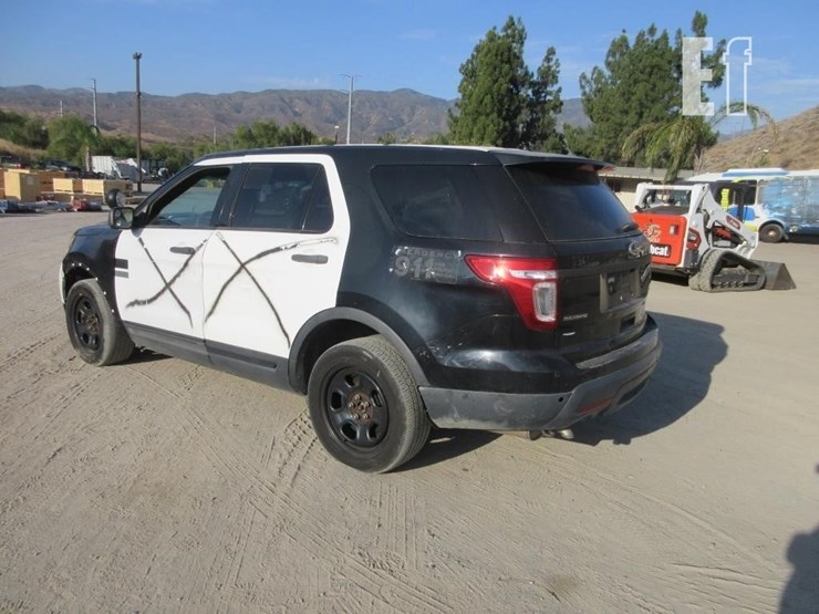 2014-ford-explorer-image-4