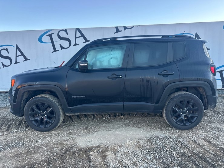 2016-jeep-renegade-image-2