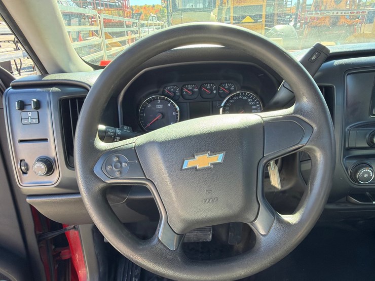 2015-chevrolet-silverado-1500-image-51