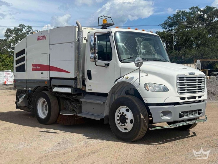 2018-elgin-broom-bear-image-2