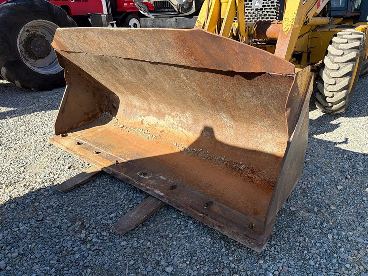 2005-deere-310sg-image-9