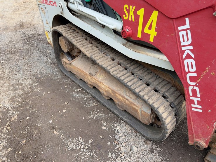 2019-takeuchi-tl6r-image-12