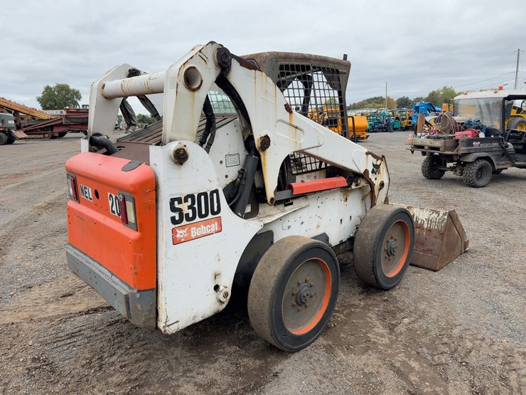 2006-bobcat-s300-image-5