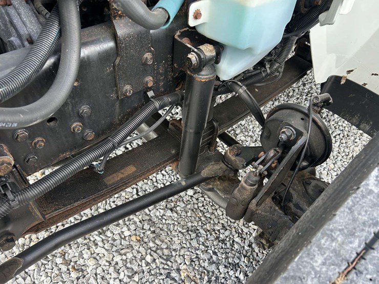 2009-international-durastar-4400-image-31