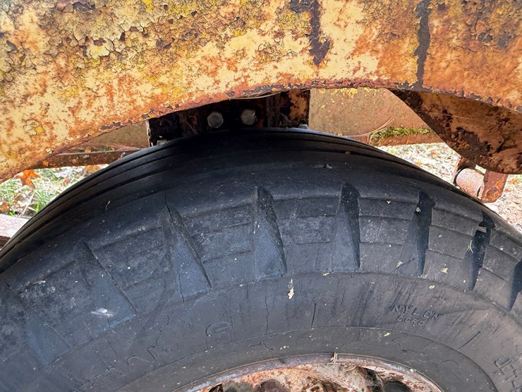 #1233-•-16'-boat-trailer-image-16