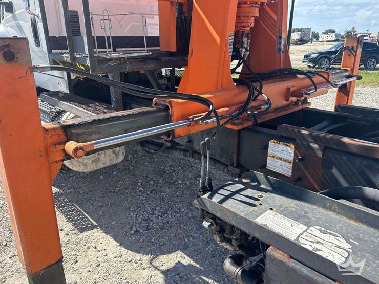 2014-international-workstar-7400-image-30