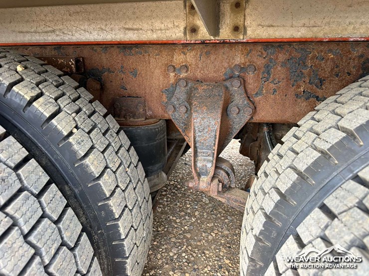 2018-western-star-4900-image-52