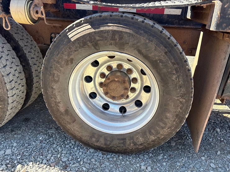 2009-kenworth-t800-image-116