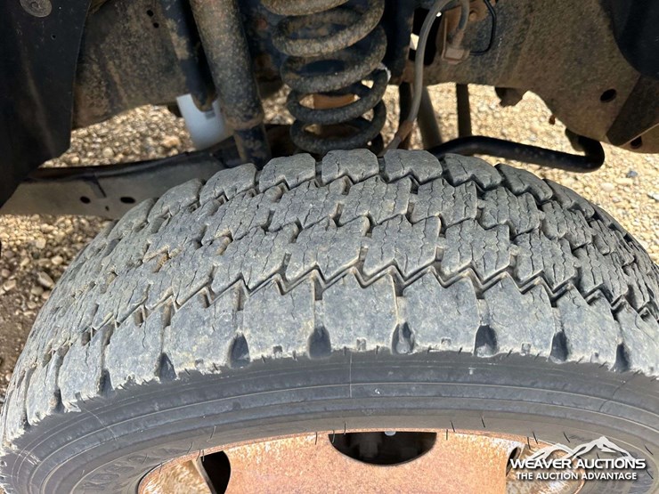 2016-ford-f550-image-38