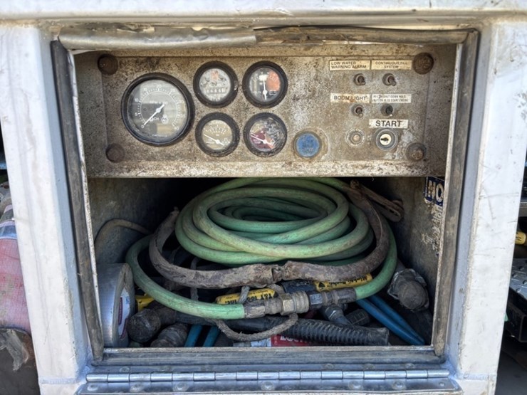 1994-vactor-2115-image-32