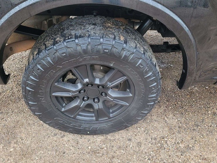2016-ford-f150-image-19
