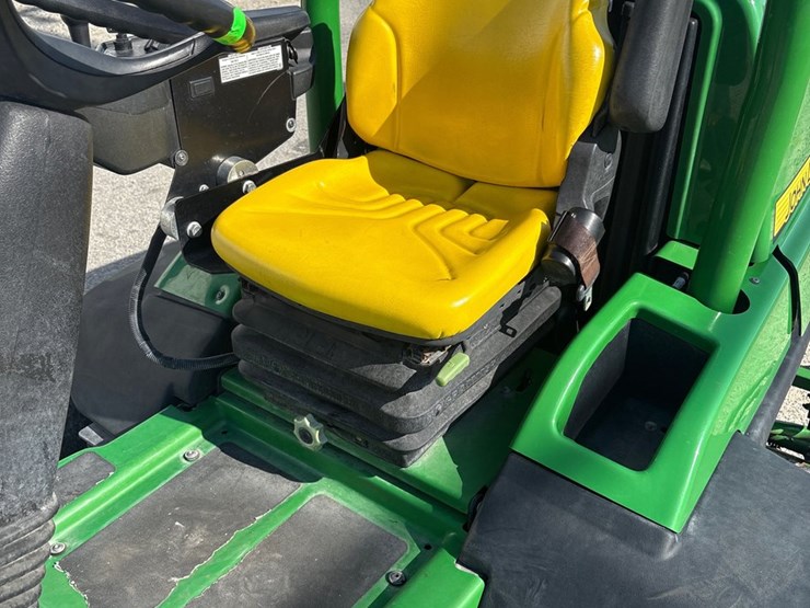 john-deere-8000a-image-10