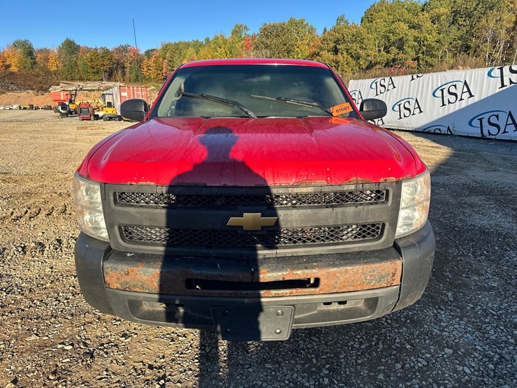 2013-chevrolet-1500-image-8