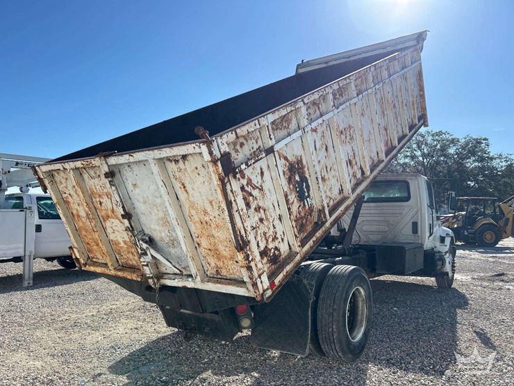2006-international-durastar-4300-image-4