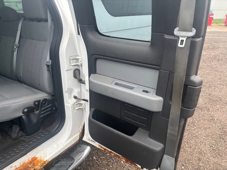 2014-ford-f150-image-57