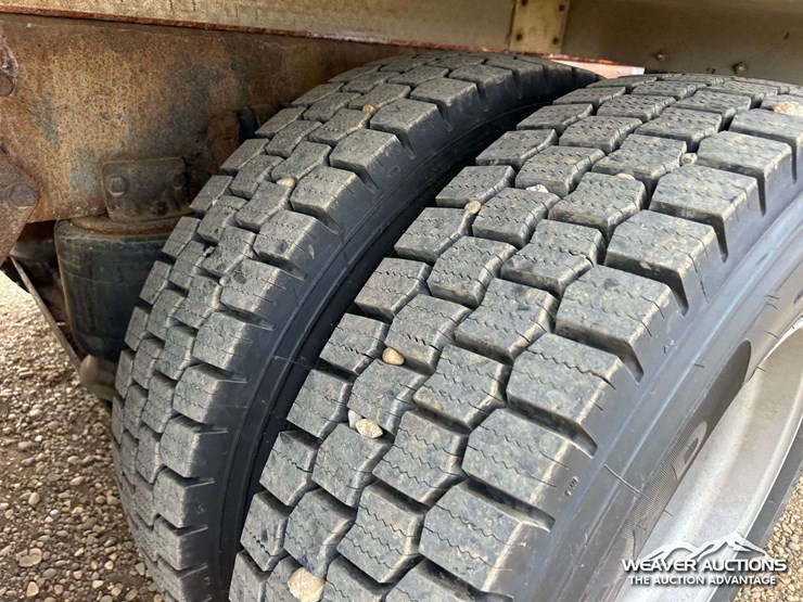 2018-western-star-4900-image-59