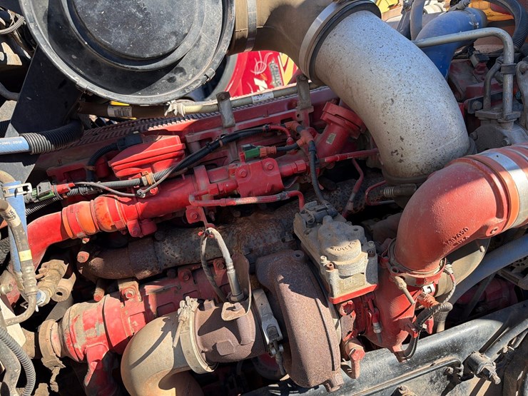 2019-peterbilt-367-image-69