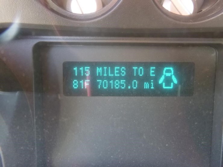 2011-ford-f550-image-19