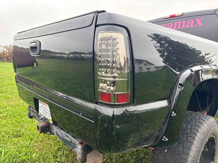 2003-chevrolet-2500-image-20