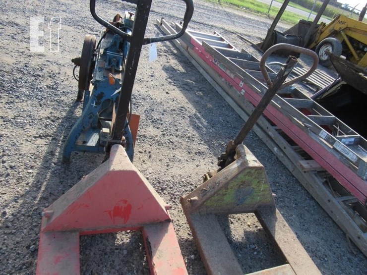 pallet-jacks-image-3
