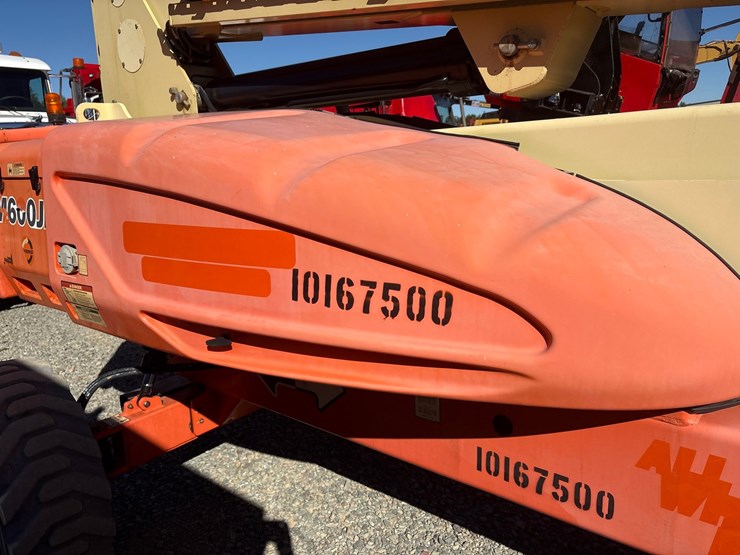 2013-jlg-m600jp-image-14