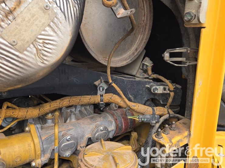 2021-caterpillar-d5-lgp-image-42