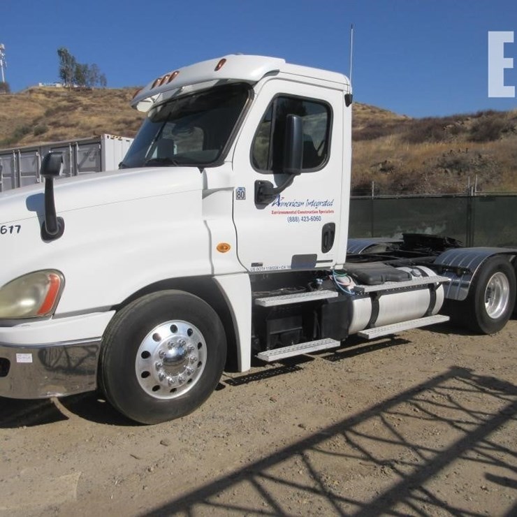 2012 FREIGHTLINER CASCADIA 125