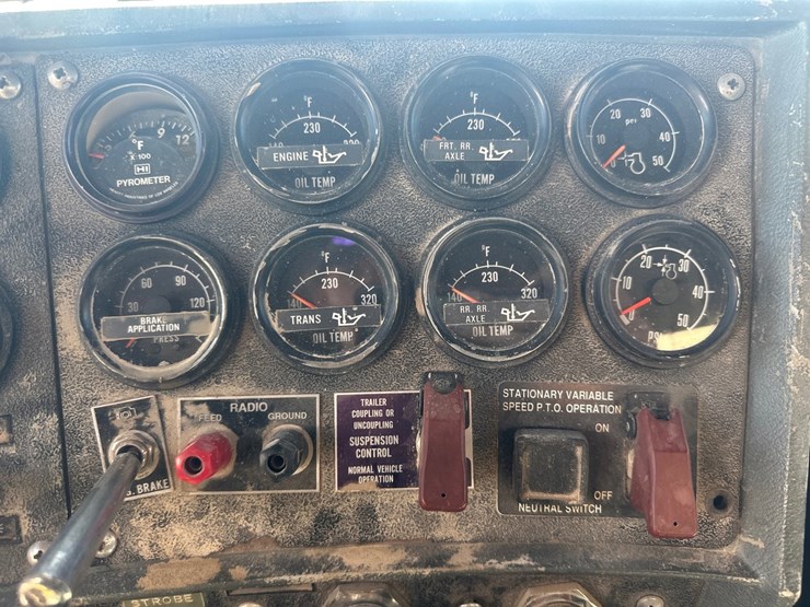 mack-rb688s-image-36
