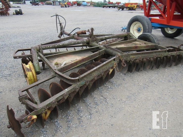john-deere-10-image-2