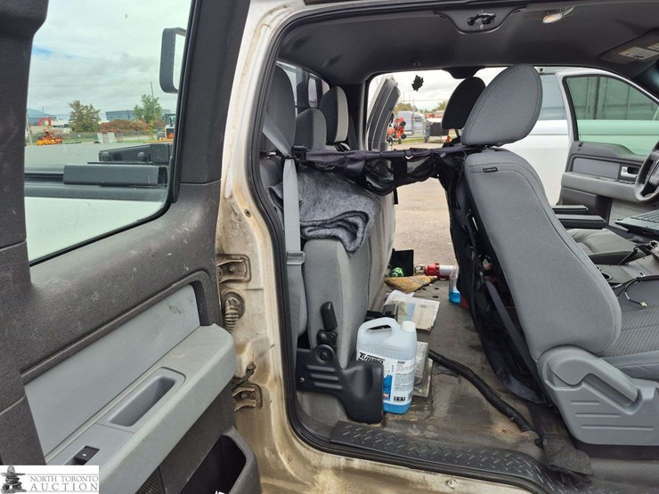 2012-ford-f150-image-22