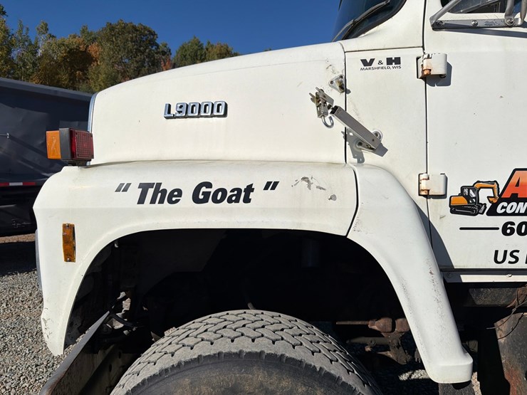 ford-l9000-image-10