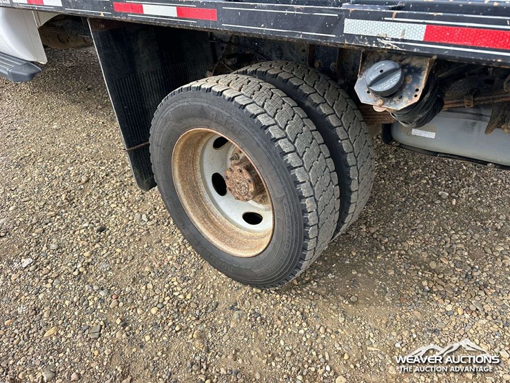 2016-ford-f550-image-42