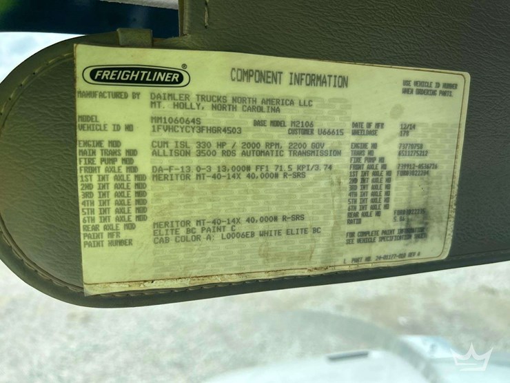 2015-freightliner-m2-106-image-5