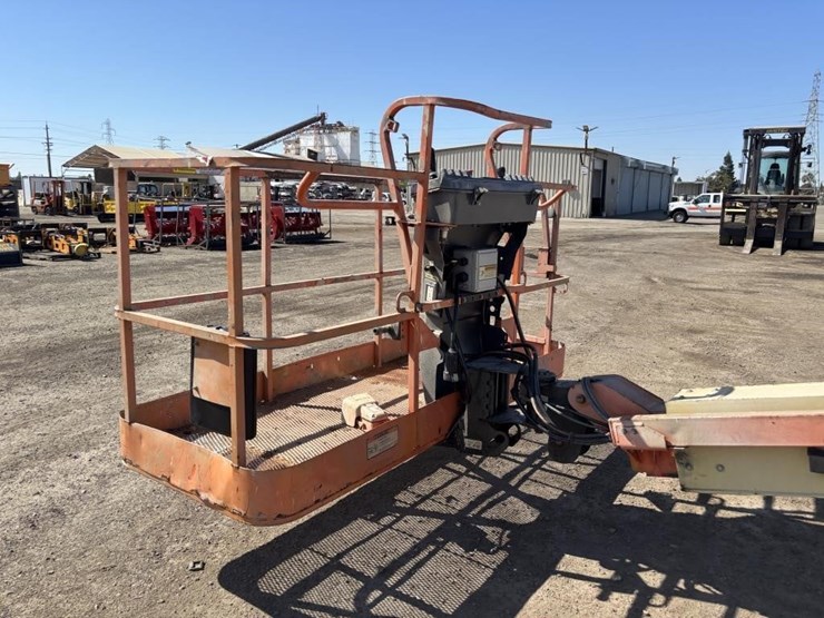 2007-jlg-400s-image-8