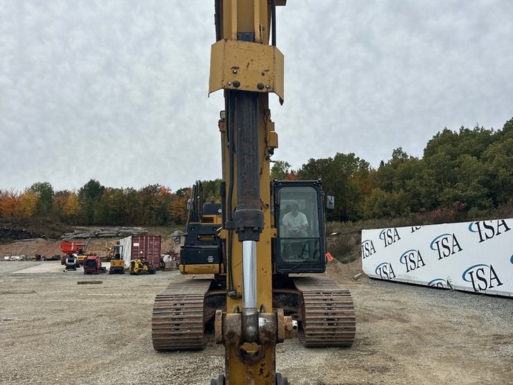 2013-caterpillar-c9-image-8