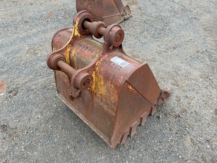 caterpillar-30-image-3