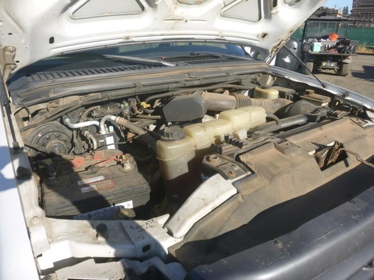 2001-ford-f350-image-14