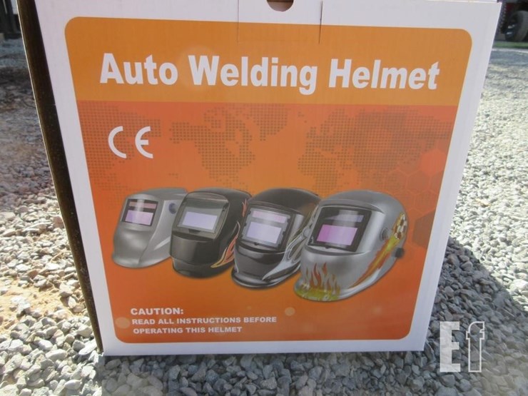 (2)-welding-helmets-image-2
