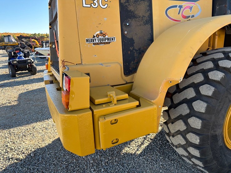 caterpillar-938g-image-31